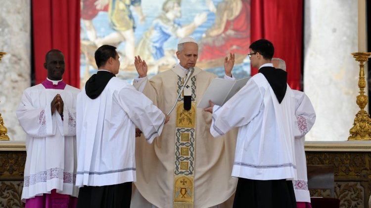 Vaticano - Leão XIV celebra a primeira missa como papa